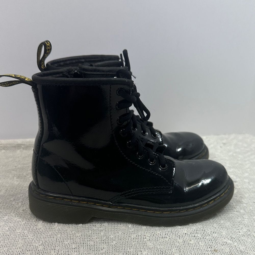 DR MARTENS Junior 1460 Patent Leather Lace Up Boots Shoes Child size 2